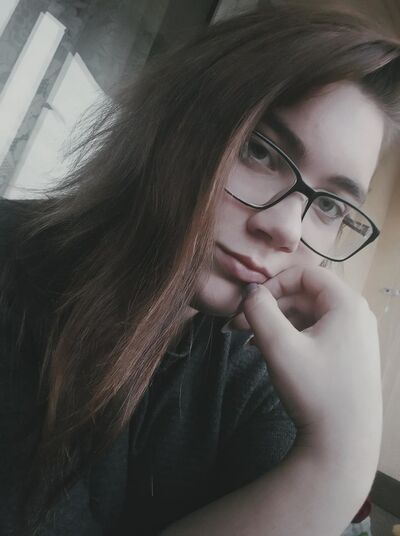  ,   Diana, 23 ,  