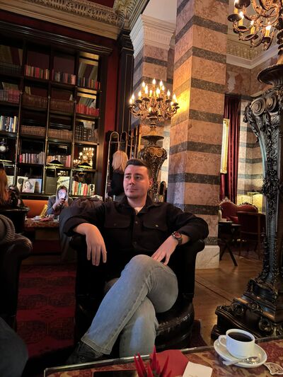  ,   Caglar, 31 ,   ,   