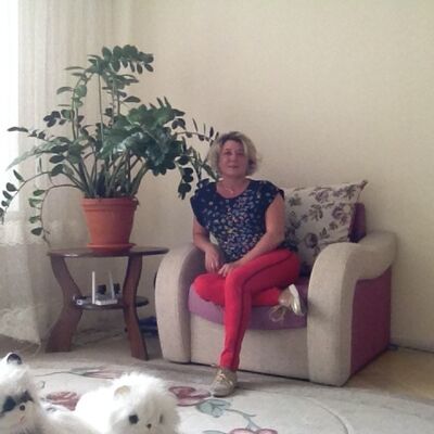  ,   Tatiana, 47 ,   c 