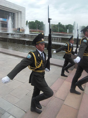  ,   Arstanbek, 32 ,   ,   , c 
