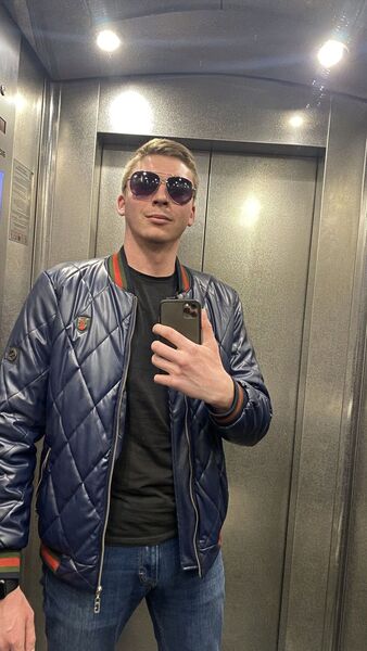  Praha,   Kolya, 29 ,   ,   