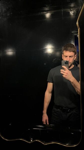  ,   Eduard, 22 ,   ,   