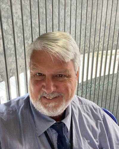  ,   Thom, 62 ,   ,   