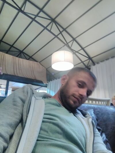  ,   Adrik, 38 ,   ,   , c 