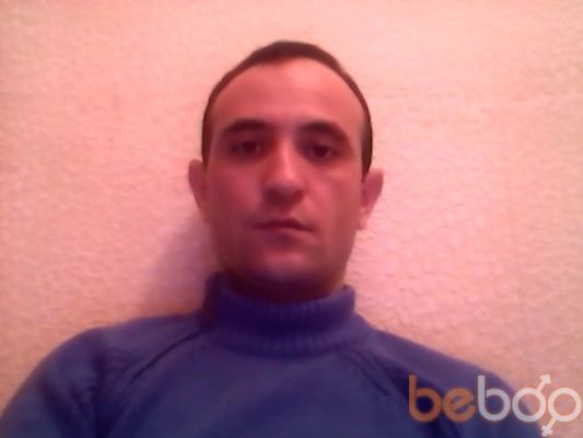  2737394  Yunis, 44 ,    