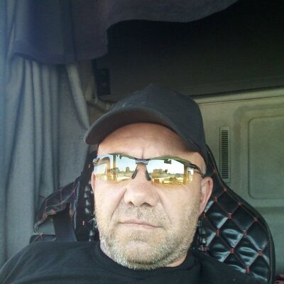  ,   Badri, 46 ,   ,   
