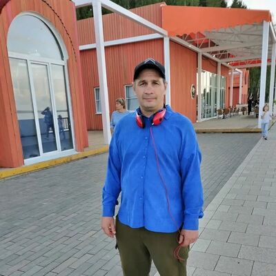  ,   Williamjames, 55 ,     , c 