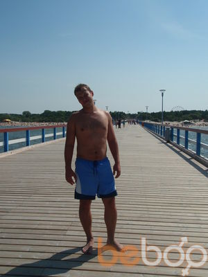  ,   Denis, 40 ,     , c 