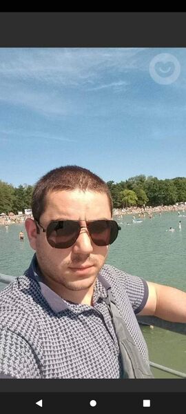  ,   Zviad, 28 ,   ,   