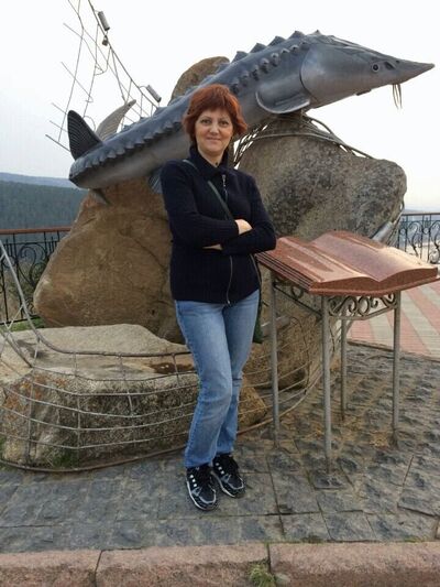  ,   Elena, 58 ,   c 