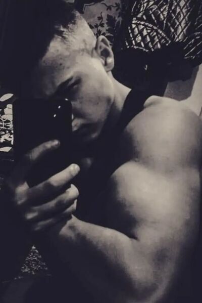  ,   Alexander, 22 ,   ,   
