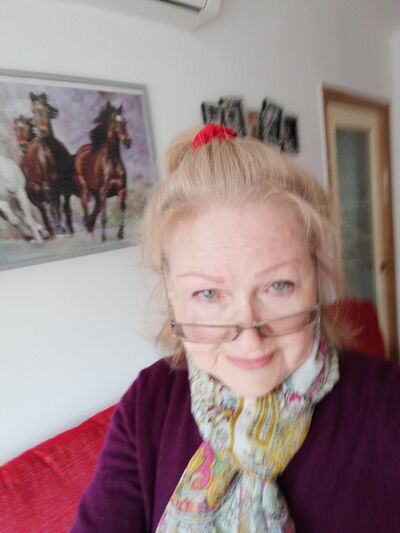  ,   Nina, 76 ,     , c 