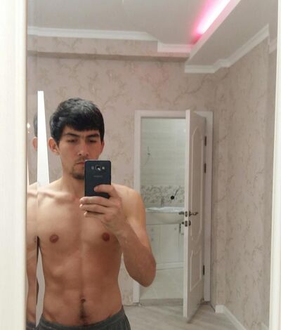  ,   Jorik, 38 ,  