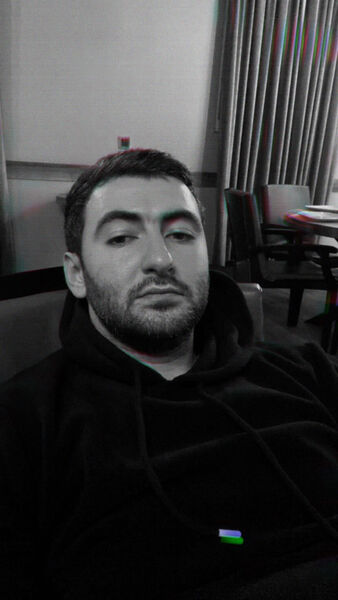  ,   Eldar, 33 ,   ,   