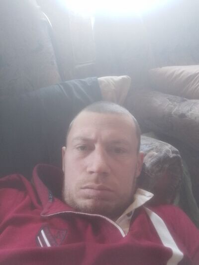  ,   Aleksandr, 35 ,   ,   