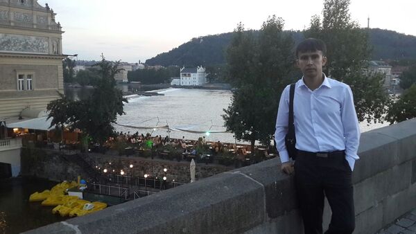  ,   Sani, 37 ,     , c 