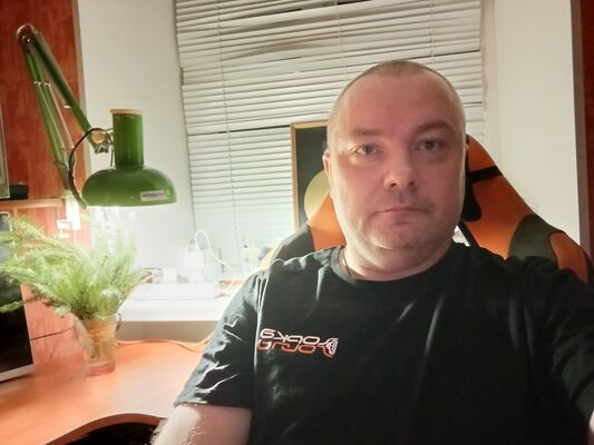  ,   Vladimir, 42 ,   ,   