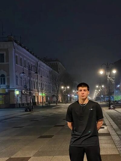  ,   Hooligan, 20 ,   , 