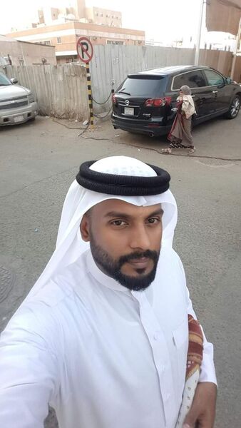  ,   Mohsen, 40 ,   