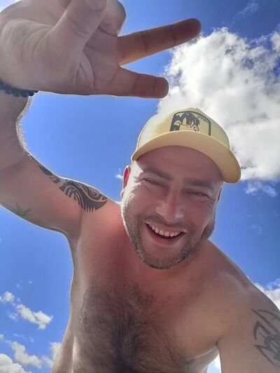  ,   Alexander, 39 ,   ,   , c , 