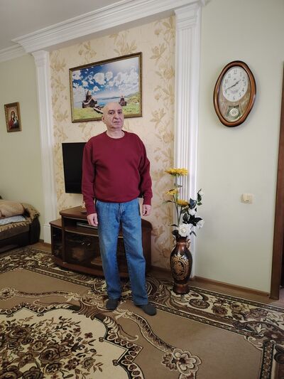  --,   Robert, 56 ,   ,   
