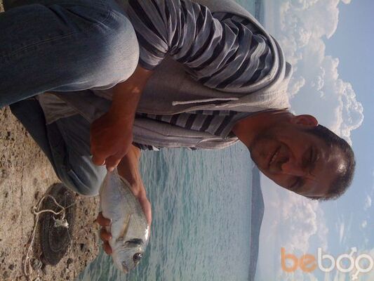  -,   Tomy, 52 ,   ,   , c 
