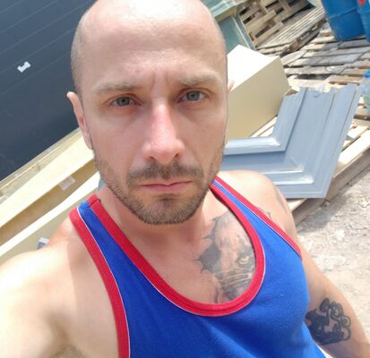  -,   Nick, 42 ,   ,   