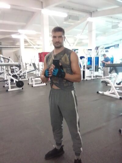  ,   Leks, 40 ,   ,   