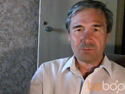  ,   Sascha, 70 ,  