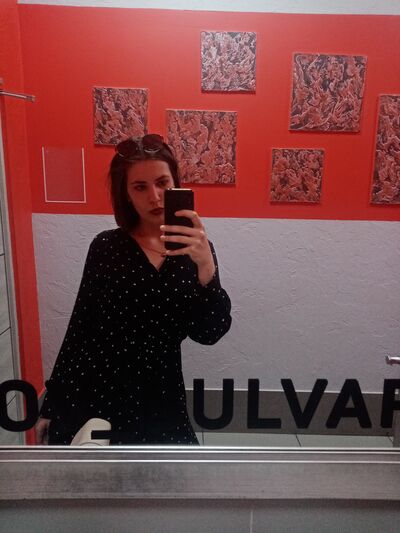  ,   Elena, 23 ,   ,   