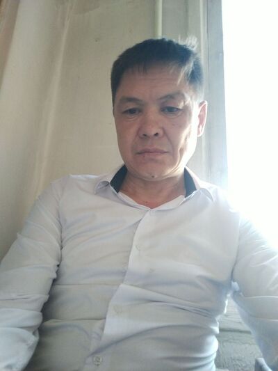  -,   Armani, 50 ,     , c , 