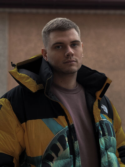  ,   Ivan, 28 ,   ,   