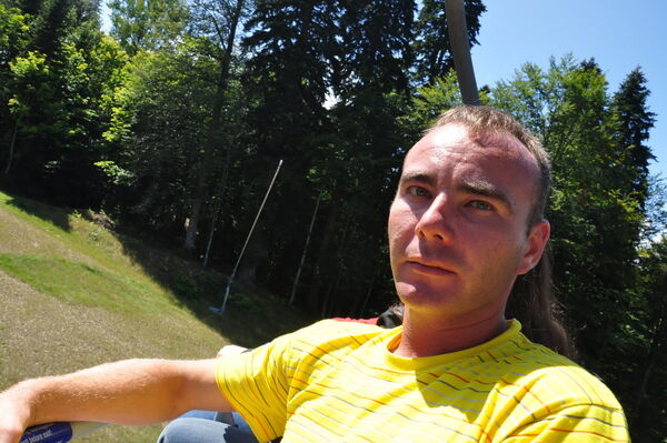  ,   Klark, 36 ,   