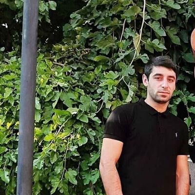  ,   Zaven, 48 ,   ,   