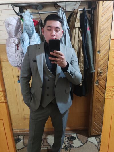  ,   Artyom, 31 ,     , 