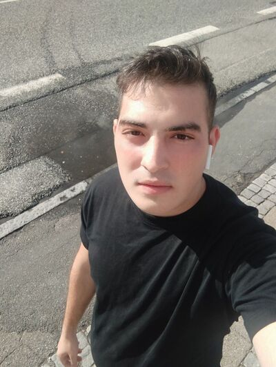  ,   Davic, 25 ,   ,   
