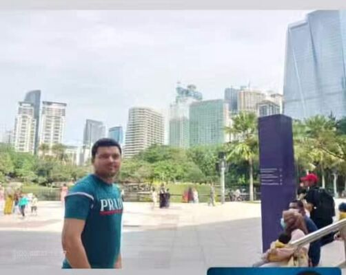  ,   Farooq, 22 ,   ,   