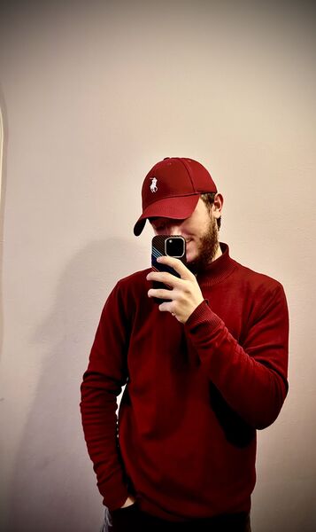  -,   Nuriddin, 25 ,     , c , 