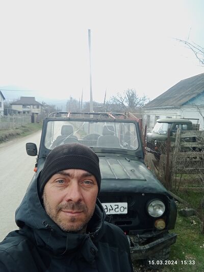  ,   Maks, 42 ,     , c , 