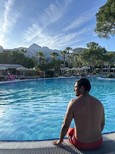  ,   Denis, 37 ,   ,   , c 