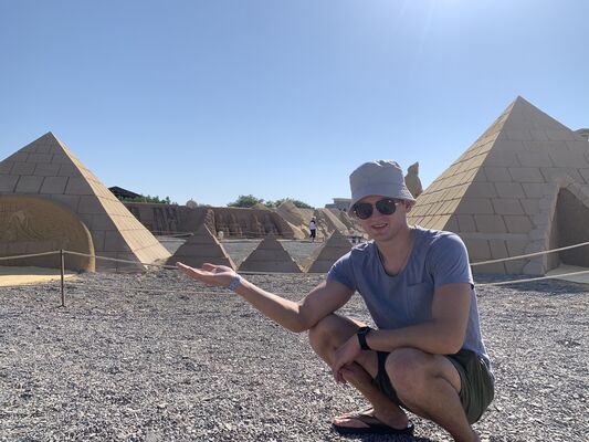  ,   Vasja, 28 ,   ,   