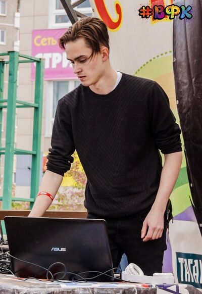  ,   Sergei, 26 ,     , c 