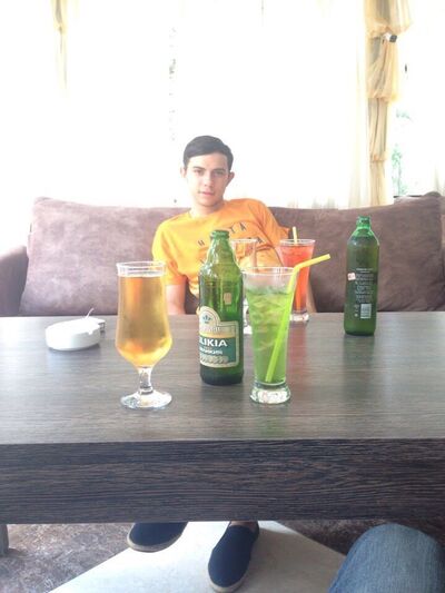  ,   Narek, 26 ,   ,   , c 