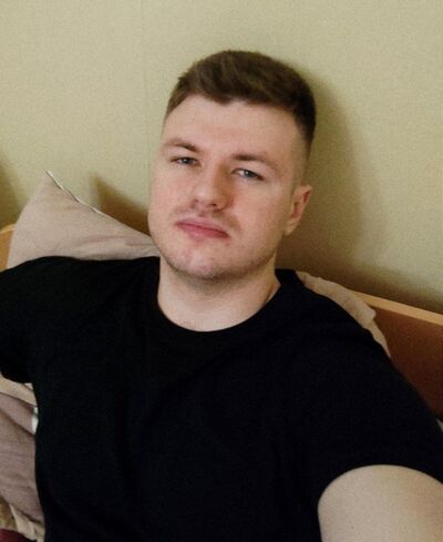  ,   Vladislav, 25 ,   ,   