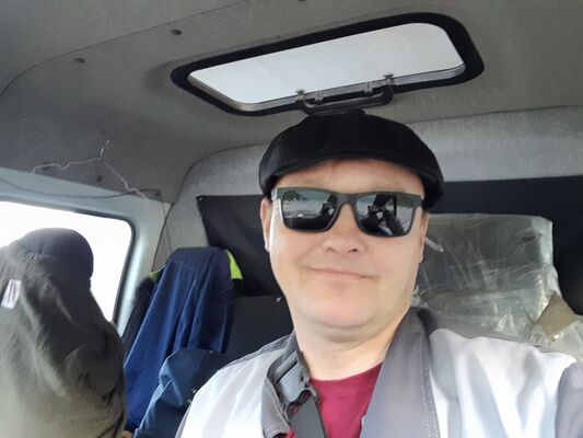  ,   Nik, 51 ,   ,   