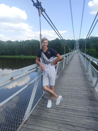  ,   Ilya, 27 ,  
