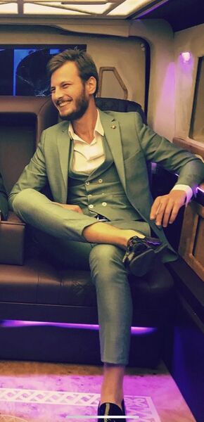  ,   Samet, 32 ,   ,   