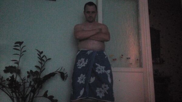  ,   Alex, 42 ,   