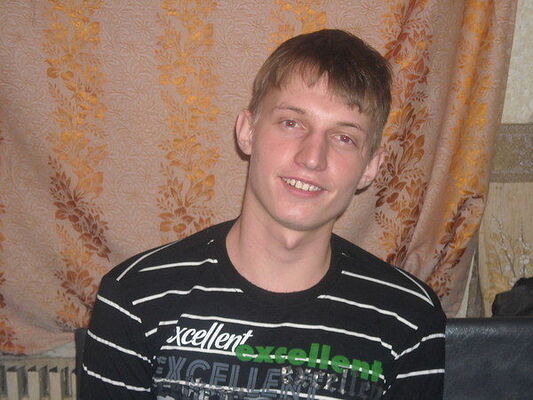  ,   Viktor, 35 ,   