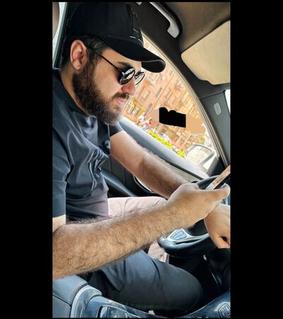  ,   Arman, 29 ,   ,   